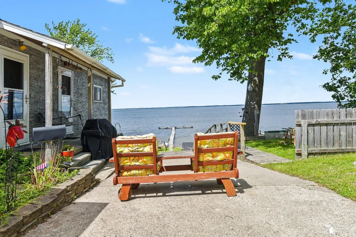 5358 W Houghton Lake DR, Houghton Lake, MI 48629 - #1