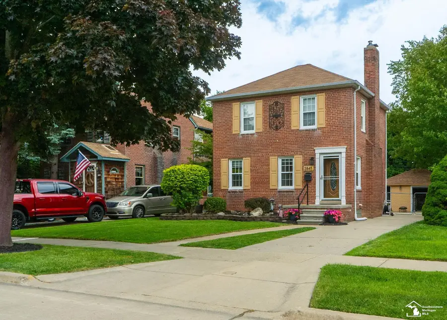 2845 Birchwood ST, Trenton, MI 48183 - #2