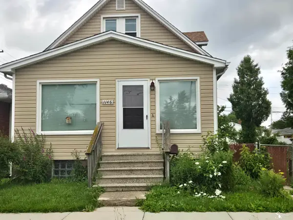 1146 Lindbergh STS, Wyandotte, MI 48192
