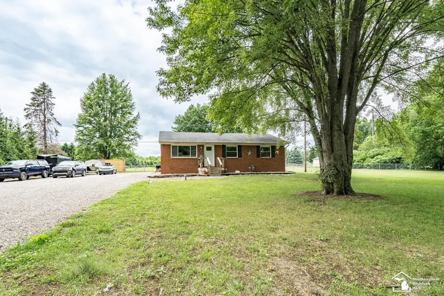 14454 Dixon RD, Dundee, MI 48131 - #2