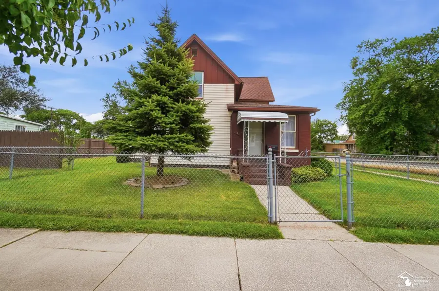 943 E 4th ST, Monroe, MI 48161 - #2