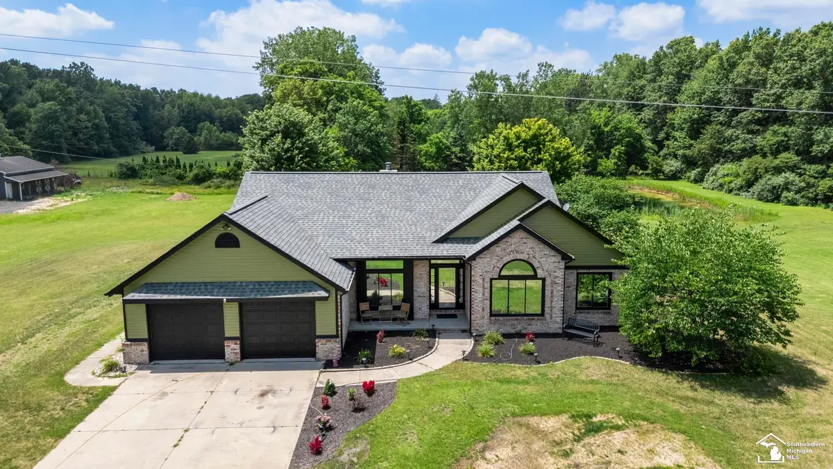3570 Summerfield RD, Petersburg, MI 49270 - #1