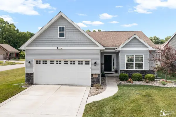 4157 Caitlin CT, Lambertville, MI 48144