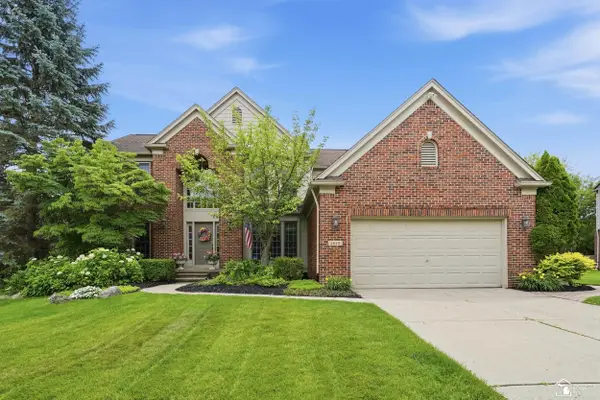 5040 cherry blossom circle CIR, WestBloomfield, MI 48324