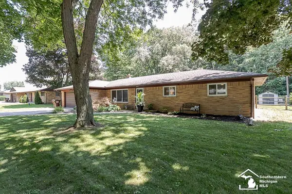 9804 Pamela ST, Temperance, MI 48182