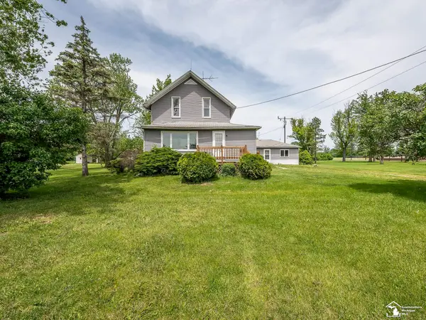 3754 Stewart RD, Monroe, MI 48162