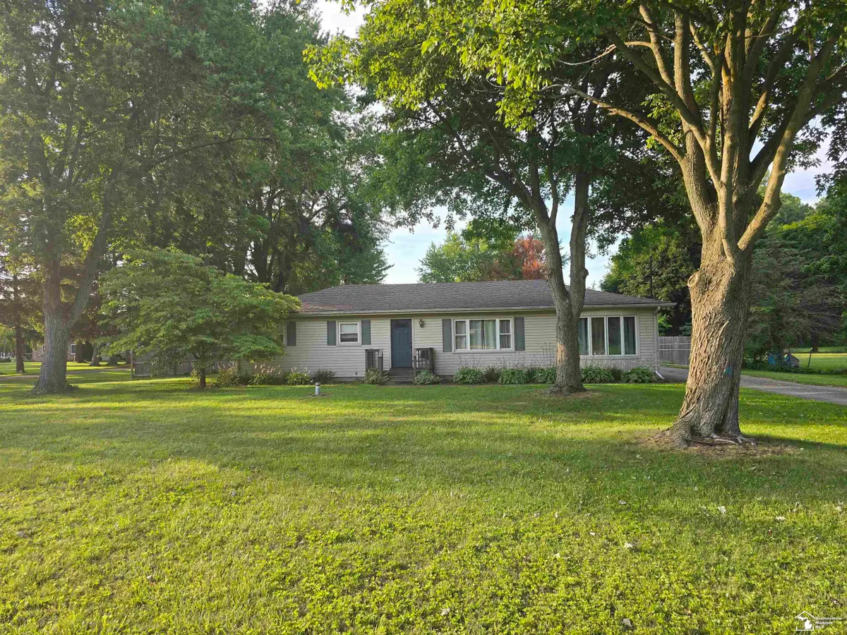 4216 W Samaria RD, Temperance, MI 48182 - #1