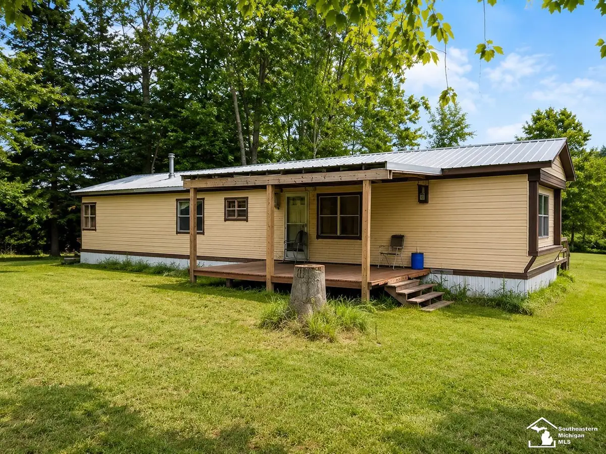 13881 Airport RD, Atlanta, MI 49709 - #1