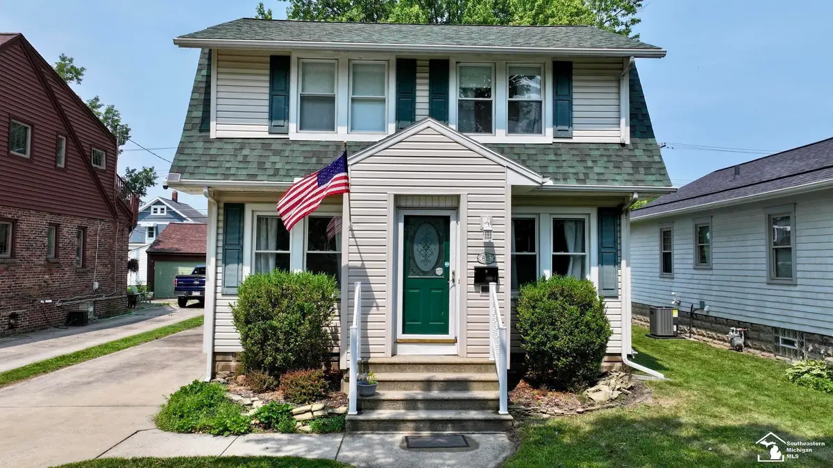 615 Borgess AVE, Monroe, MI 48162 - #1