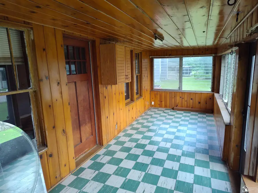 174 Canfield ST, Milan, MI 48160 - #3