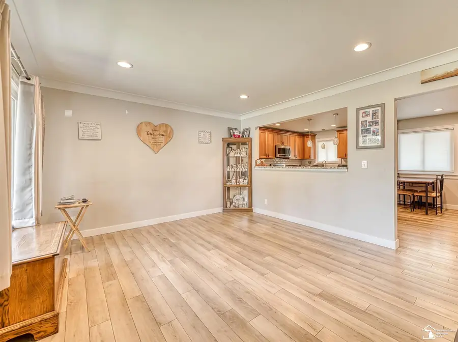 1021 Hackman DR, Temperance, MI 48182 - #3