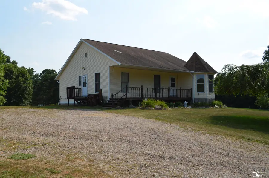 2977 Oakley RD, Stockbridge, MI 49285 - #3