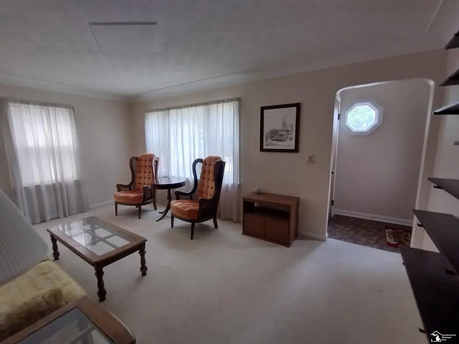 1115 Cherry ST, Temperance, MI 48182 - #3