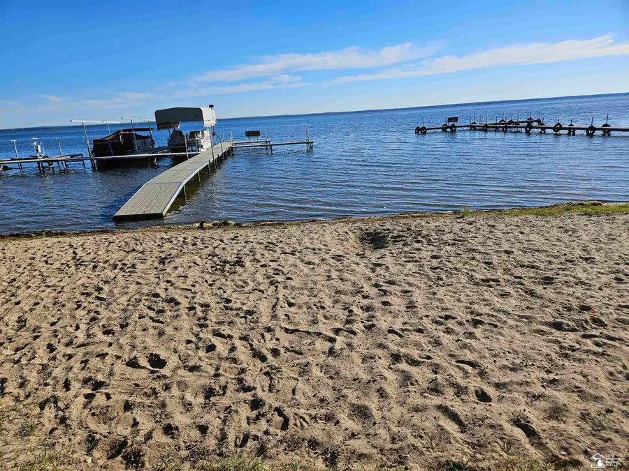 5380 W Houghton Lake DR, Houghton Lake, MI 48629 - #3