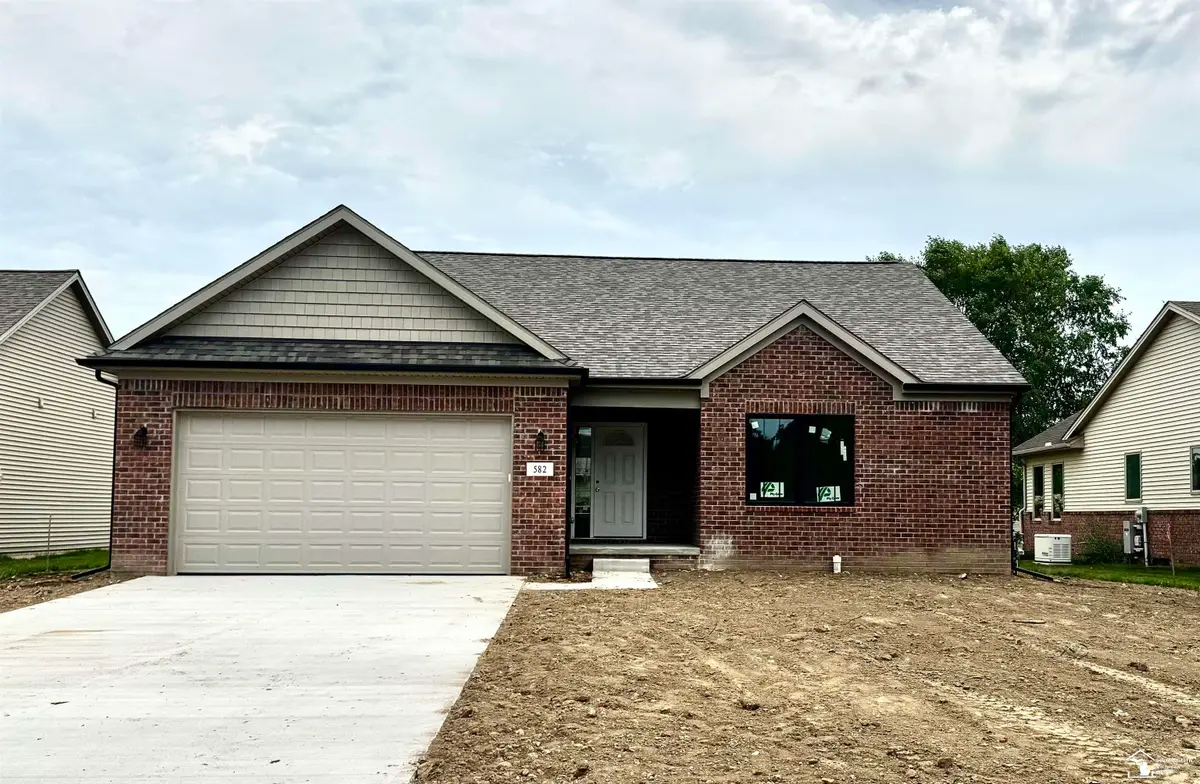 582 Rose Crest BLVD, Monroe, MI 48162 - #1