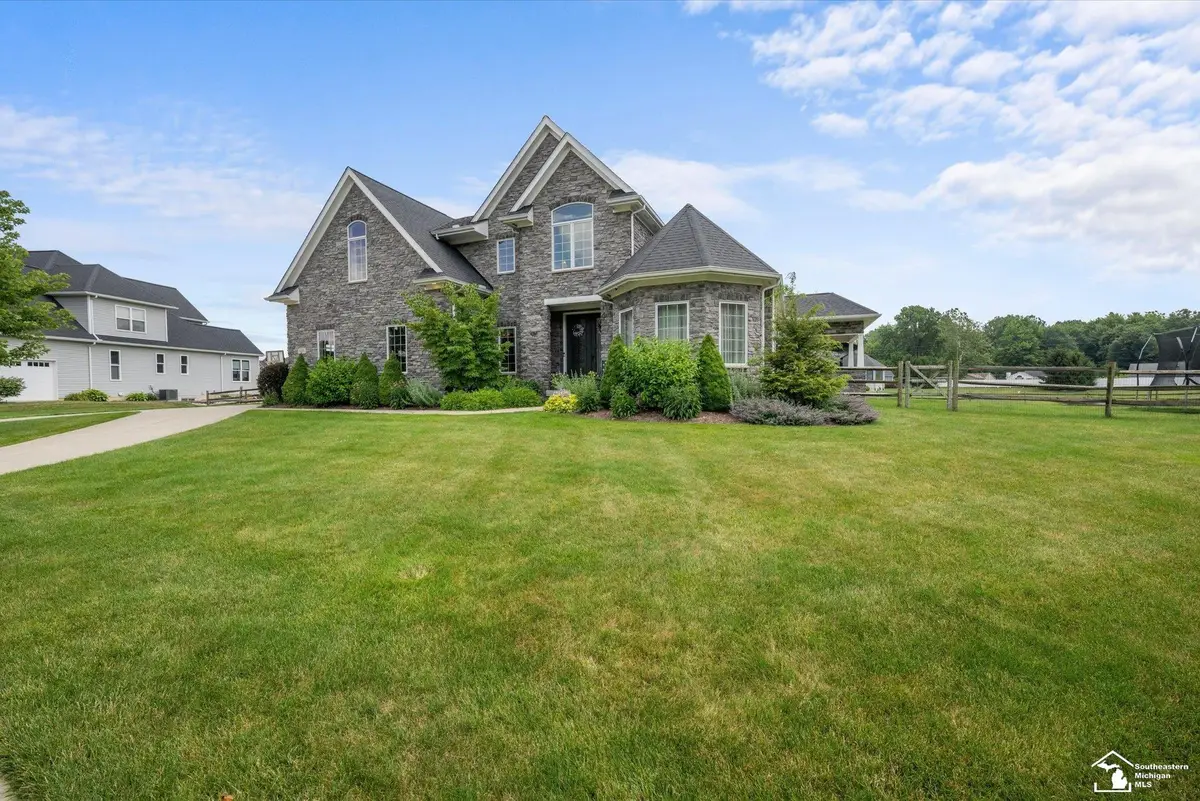 6615 Summerlyn BLVD, Lambertville, MI 48144 - #1