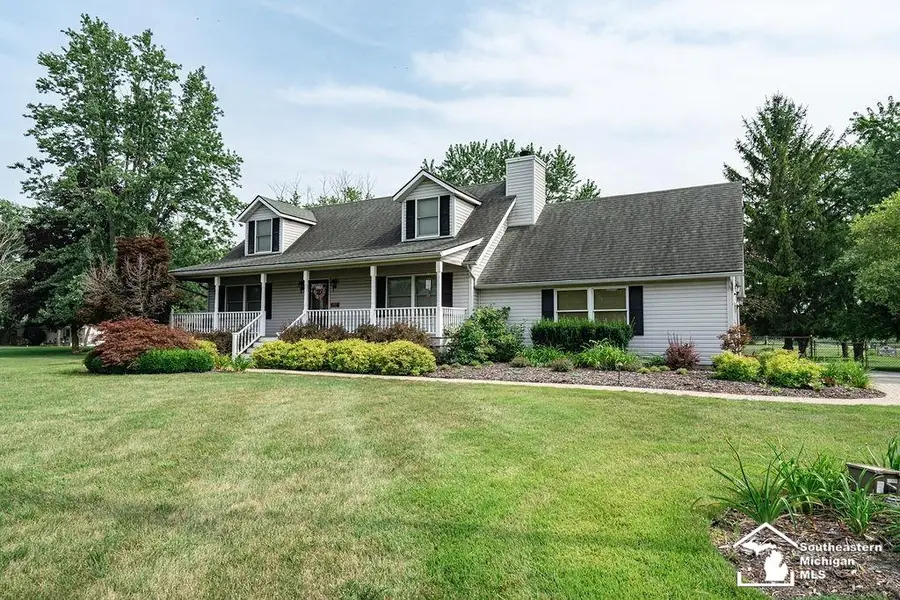 21680 Bell RD, New Boston, MI 48164 - #3