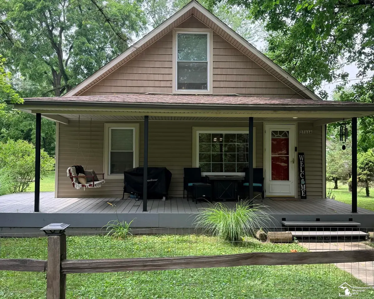 27114 MILAN ST, New Boston, MI 48164 - #1