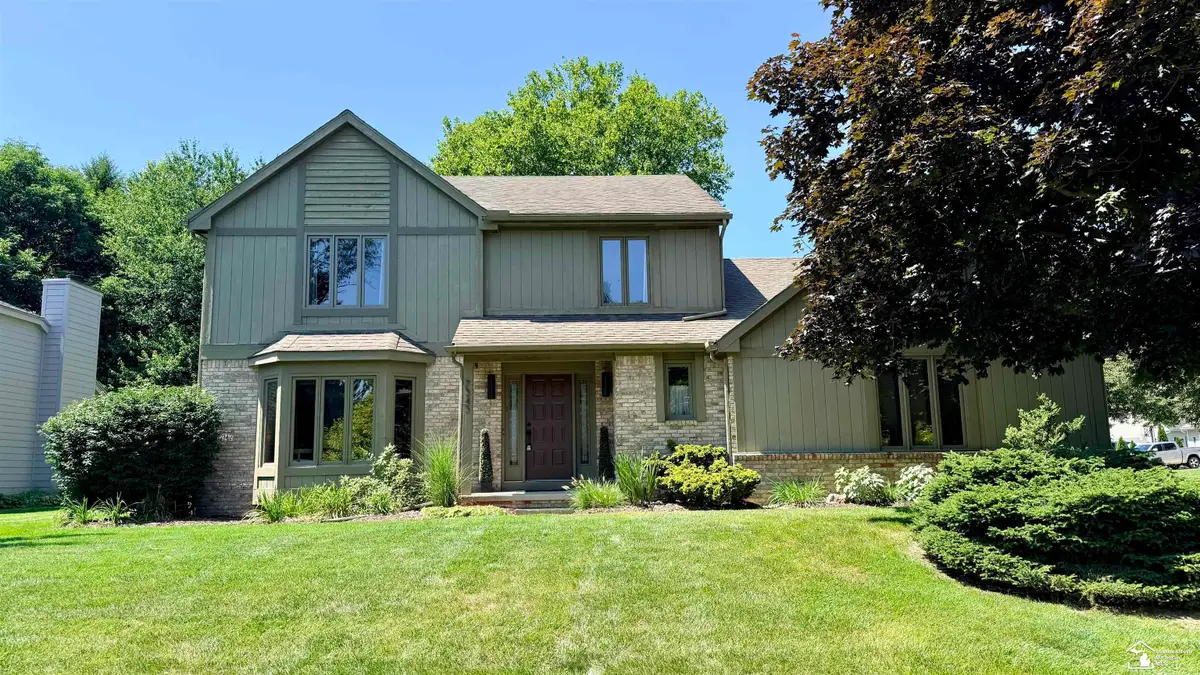 7343 Twin Canyon DR, Lambertville, MI 48144 - #1