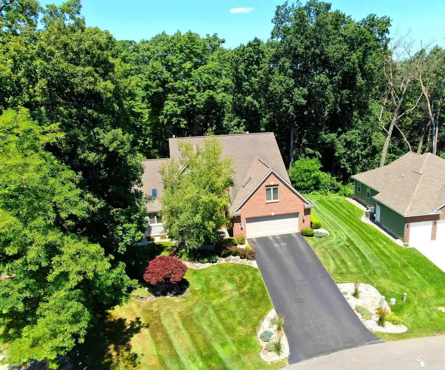 1087 Preservation DR, Tecumseh, MI 49286 - #2