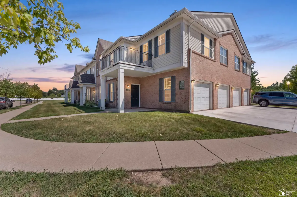 23659 Northstone Village DR, Taylor, MI 48180 - #1