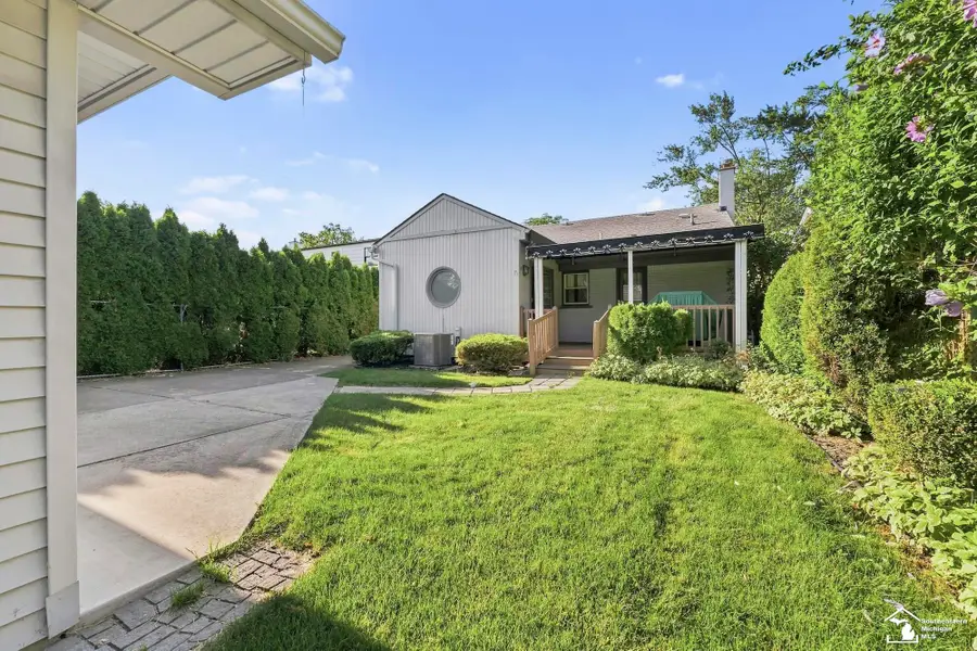 2026 Davis ST, Wyandotte, MI 48192 - #3