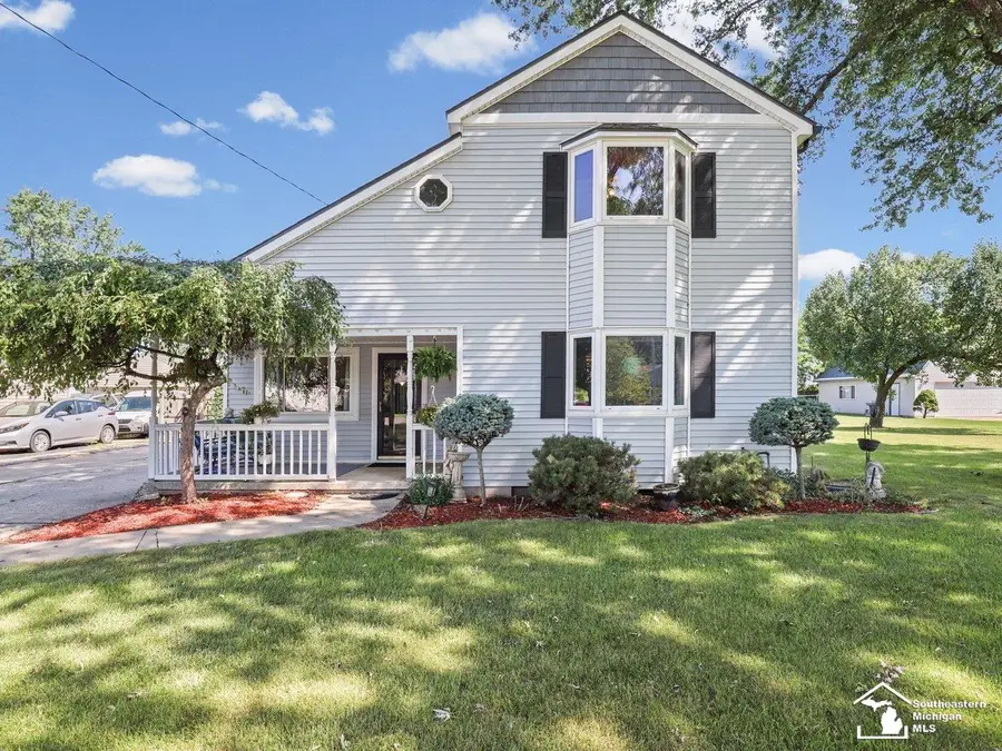 978 Streetman ST, Erie, MI 48133 - #3