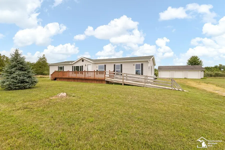 5445 Whaley HWY, Clayton, MI 49235 - #2