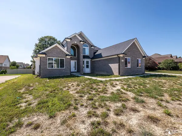 32220 Adam Brown DR, Brownstown, MI 48173