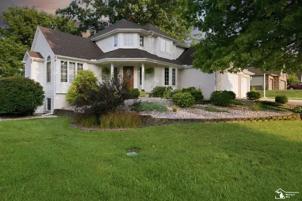 9085 Legacy CT, Temperance, MI 48182