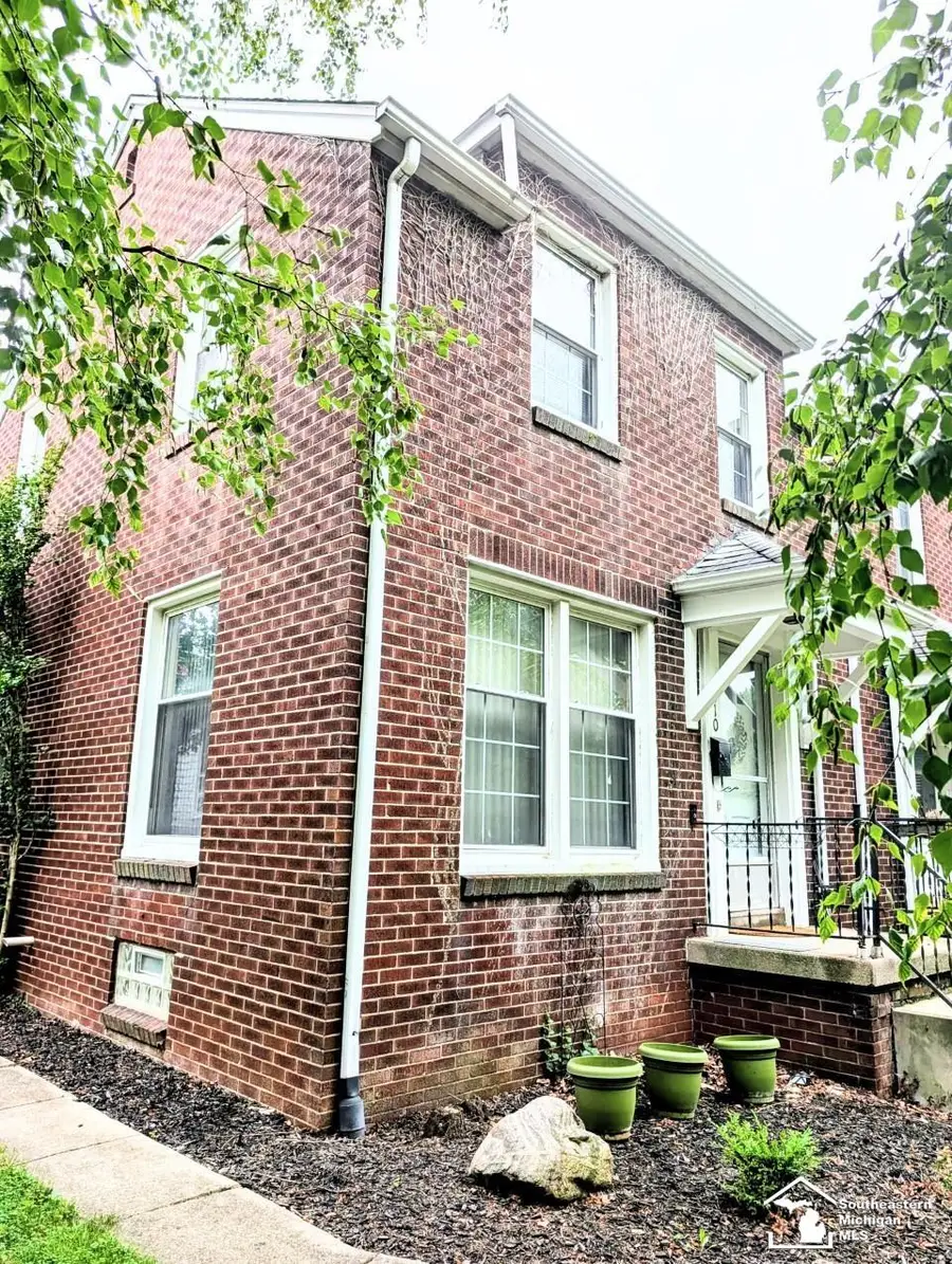 510 Maywood AVE, Monroe, MI 48162 - #3