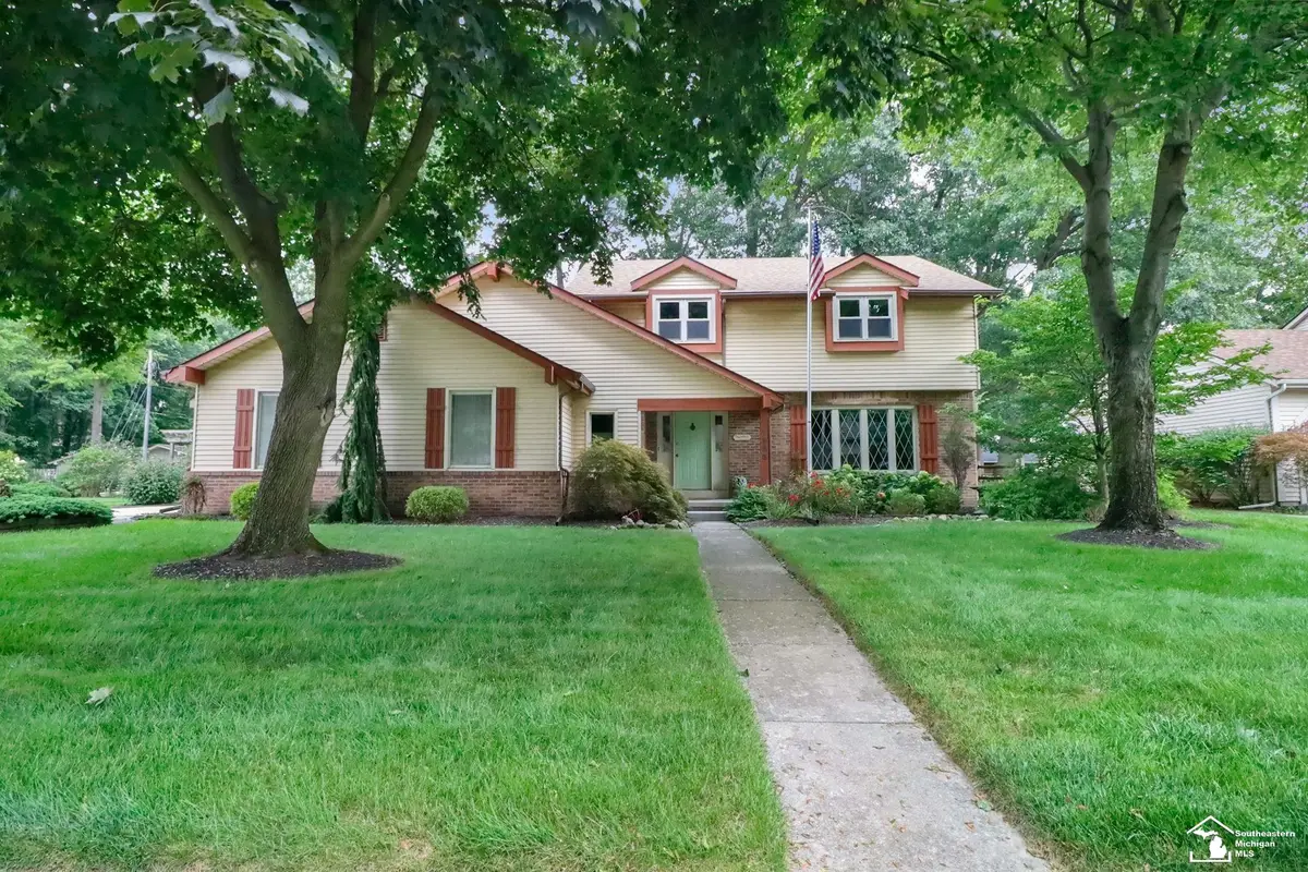 1956 Stoneybrook LN, Temperance, MI 48182 - #1