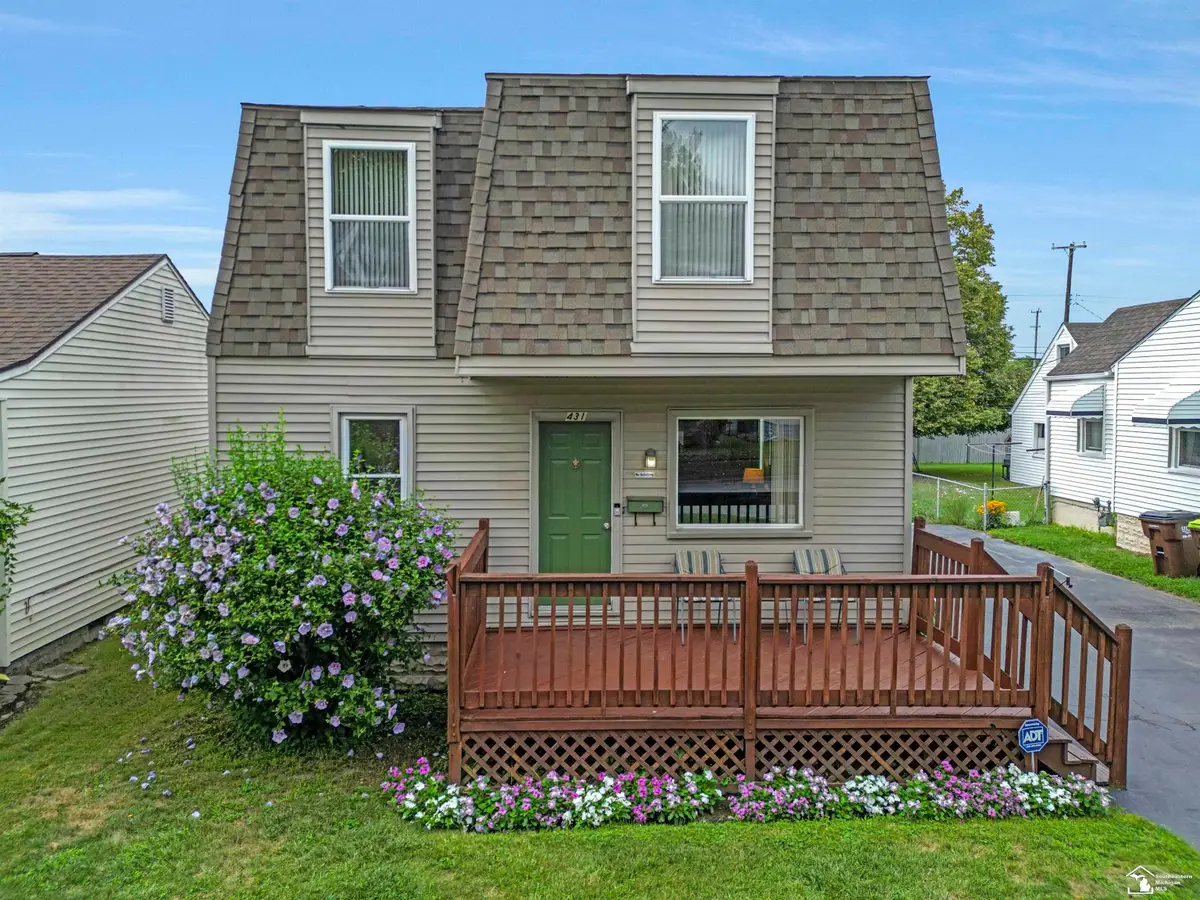 431 Bentley DR, Monroe, MI 48162 - #1