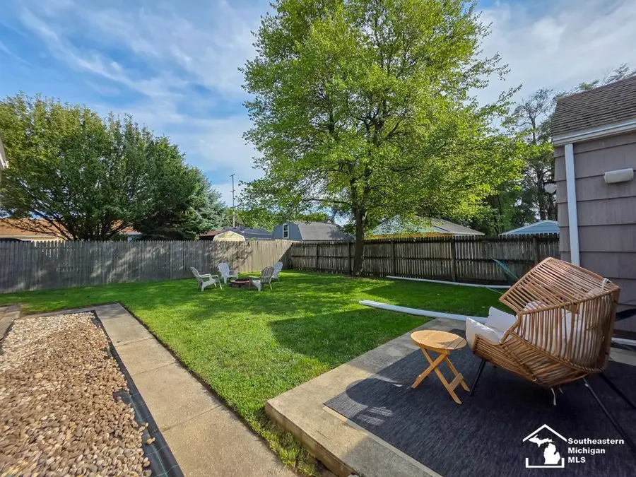 15476 Charles, Monroe, MI 48161 - #3