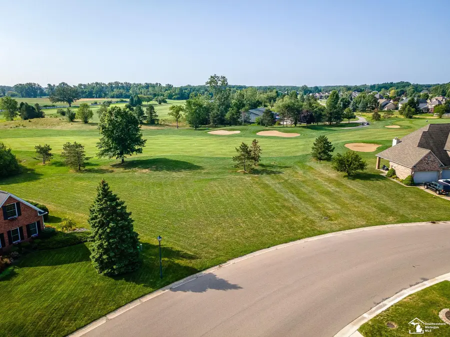 761 Saint James Park AVE, Monroe, MI 48161 - #2