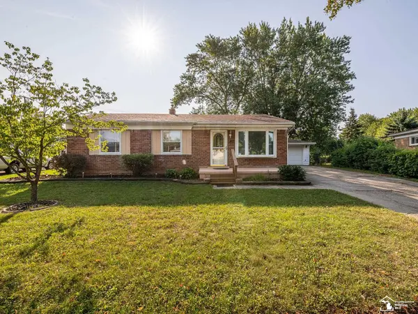 146 Theodore DR, Monroe, MI 48162