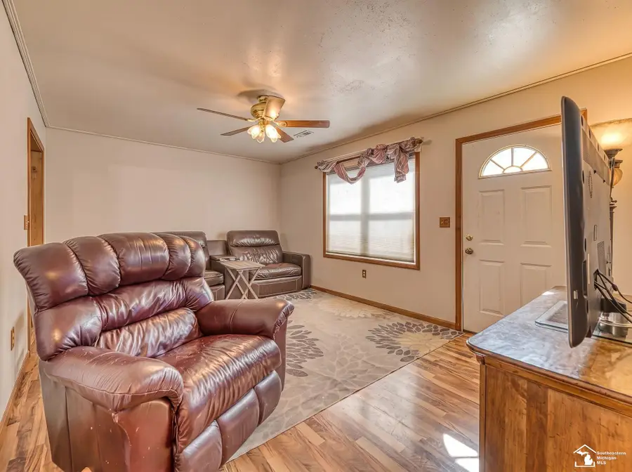 3255 Park DR, Monroe, MI 48162 - #2