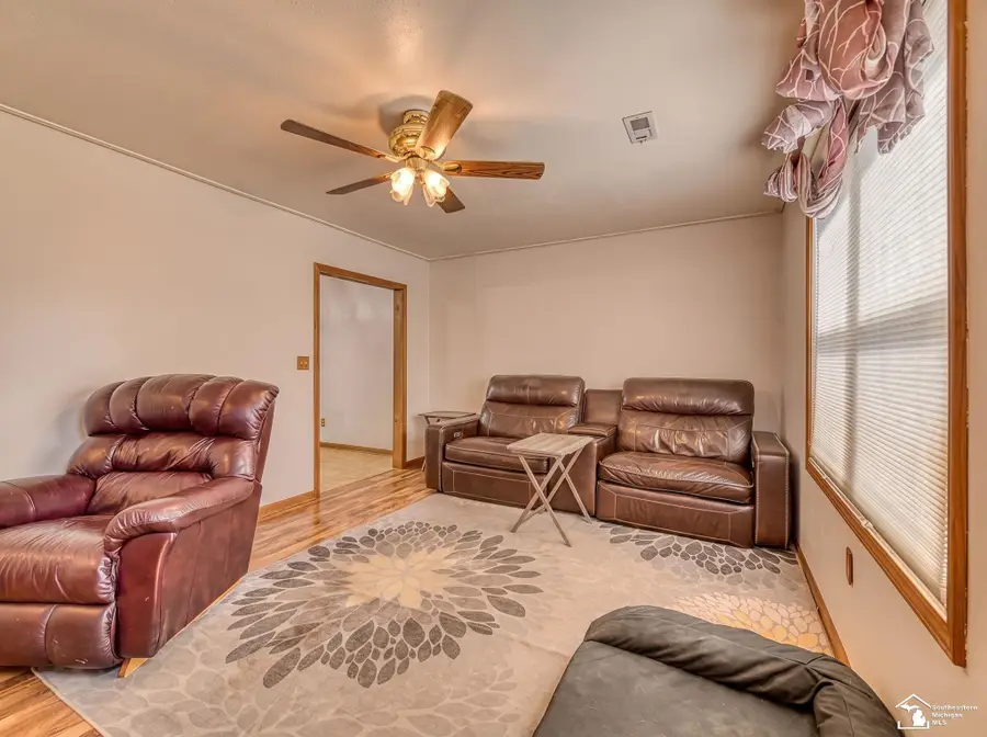 3255 Park DR, Monroe, MI 48162 - #3