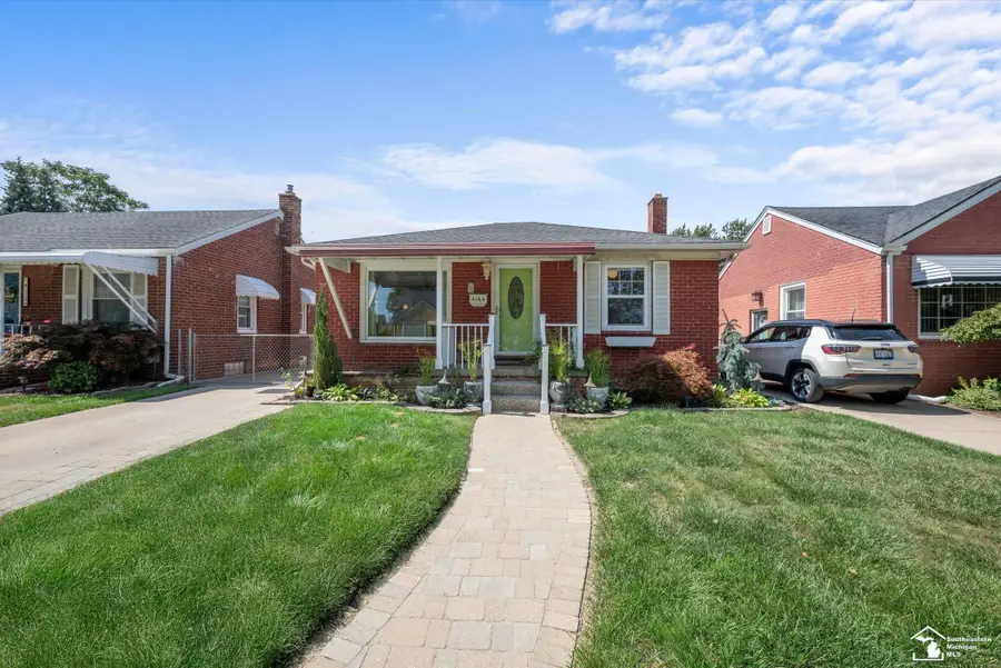 4164 Duplex AVE, Lincoln Park, MI 48146 - #3