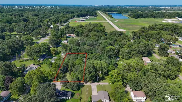 6767 Julia DR, Lambertville, MI 48144
