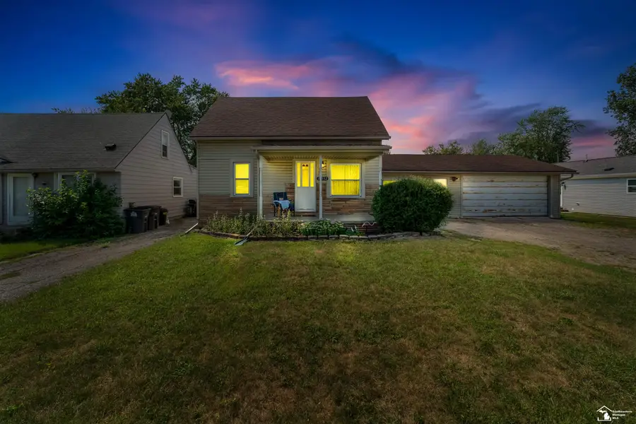 15112 Oldham ST, Taylor, MI 48180 - #3