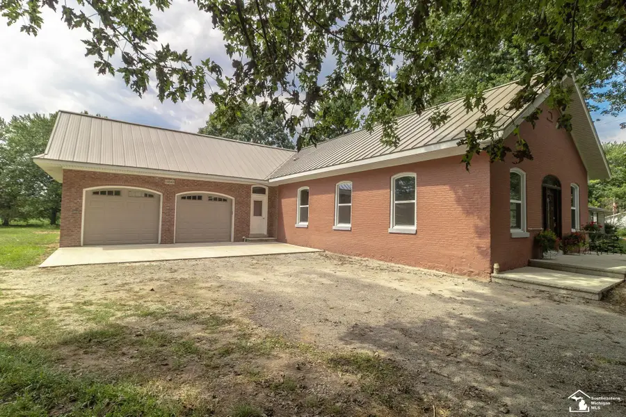 14043 Gayville RD, La Salle, MI 48145 - #3