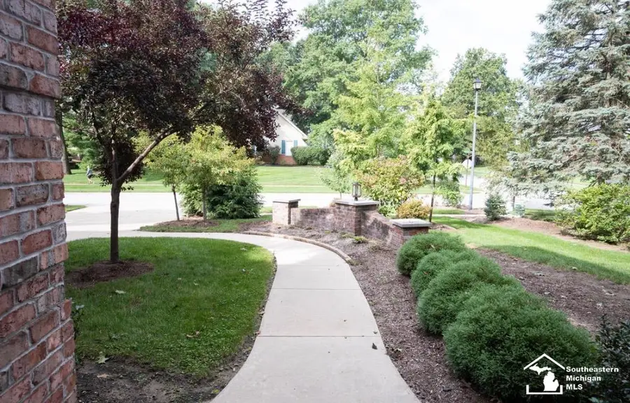 9150 Legacy CT, Temperance, MI 48182 - #3