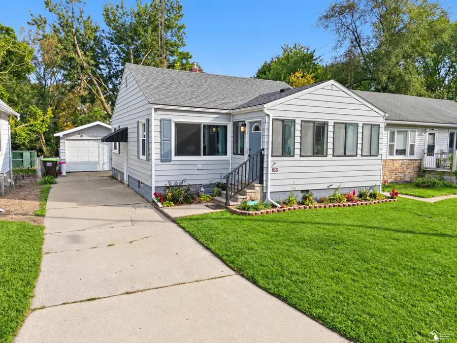 918 Harbor AVE, Monroe, MI 48162 - #2