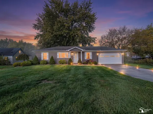 25484 Waltz RD, NewBoston, MI 48164