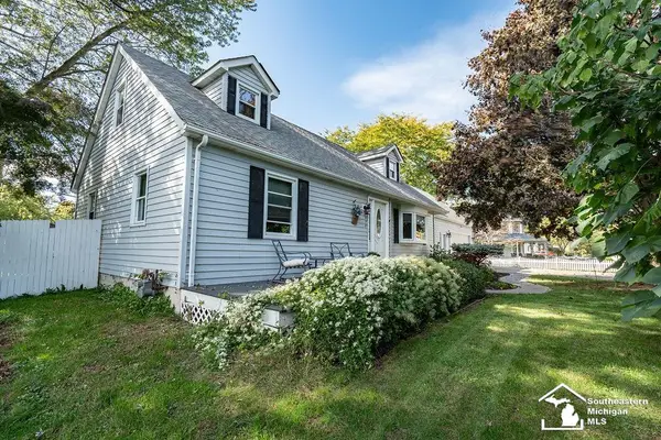 3498 Iroquois TRL, Monroe, MI 48162
