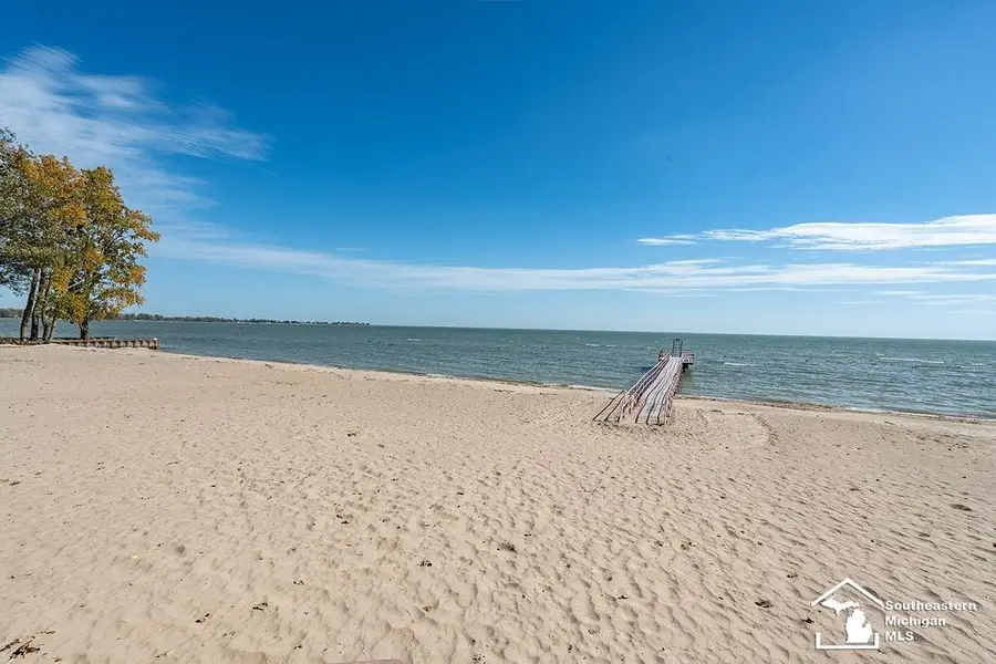 3498 Iroquois TRL, Monroe, MI 48162 - #2