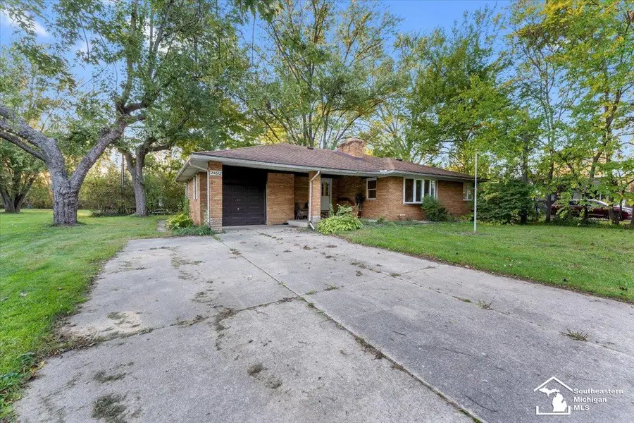 24612 Middlebelt RD, New Boston, MI 48164 - #2