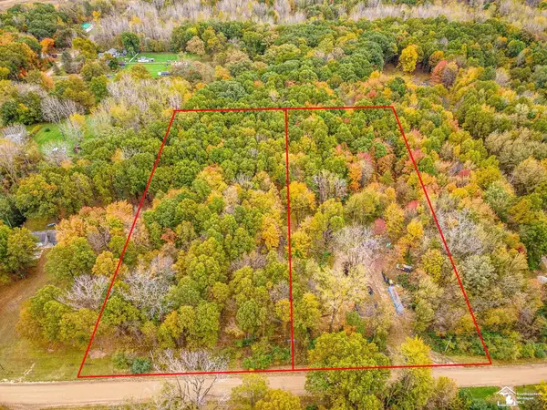 27777 & 27899 Martinsville RD, NewBoston, MI 48164