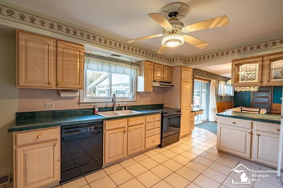 8304 Ida Center RD, Ida, MI 48140 - #3